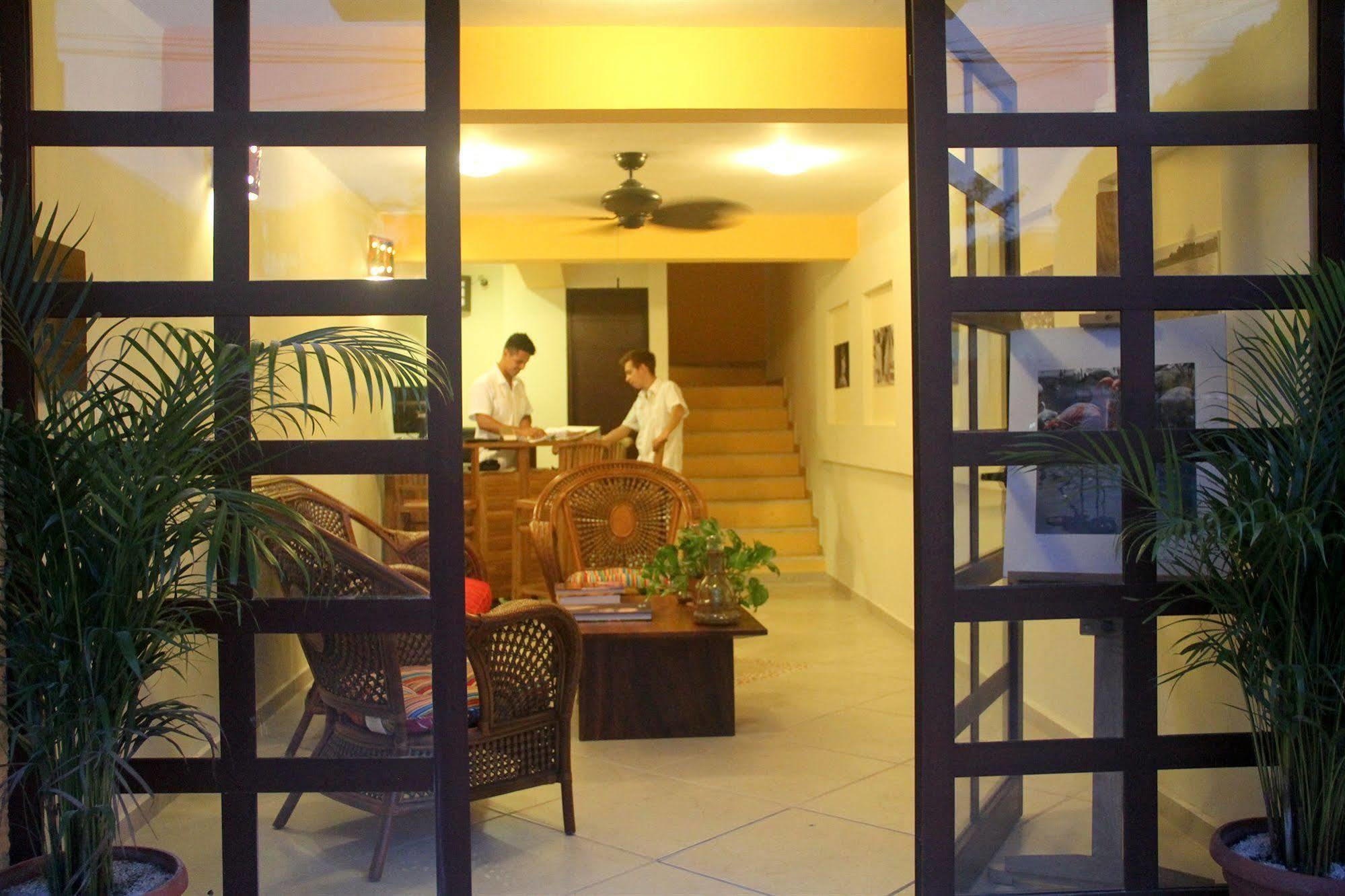 La Galeria By Bunik Hotel Playa del Carmen Exterior photo